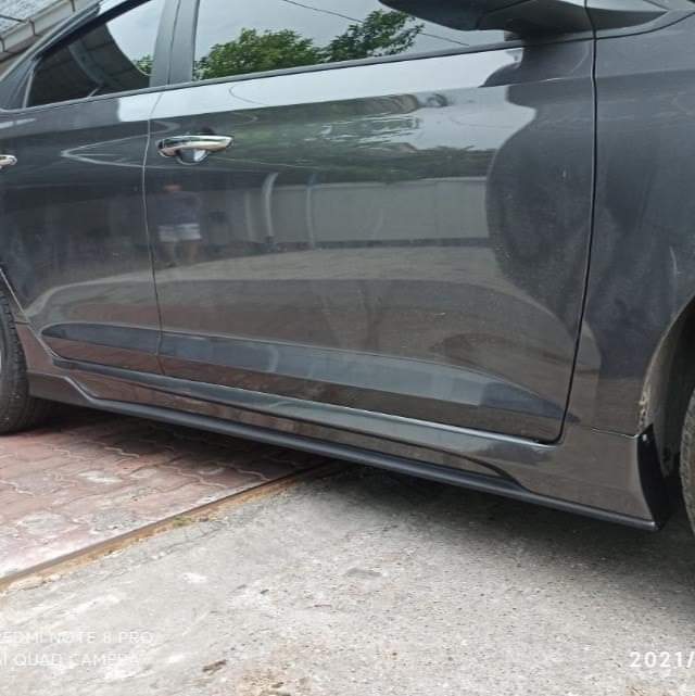 BODY KIT (THAI) 2 SIDE NO PAINT (1) SET HYUNDAI ACCENT (19~20)