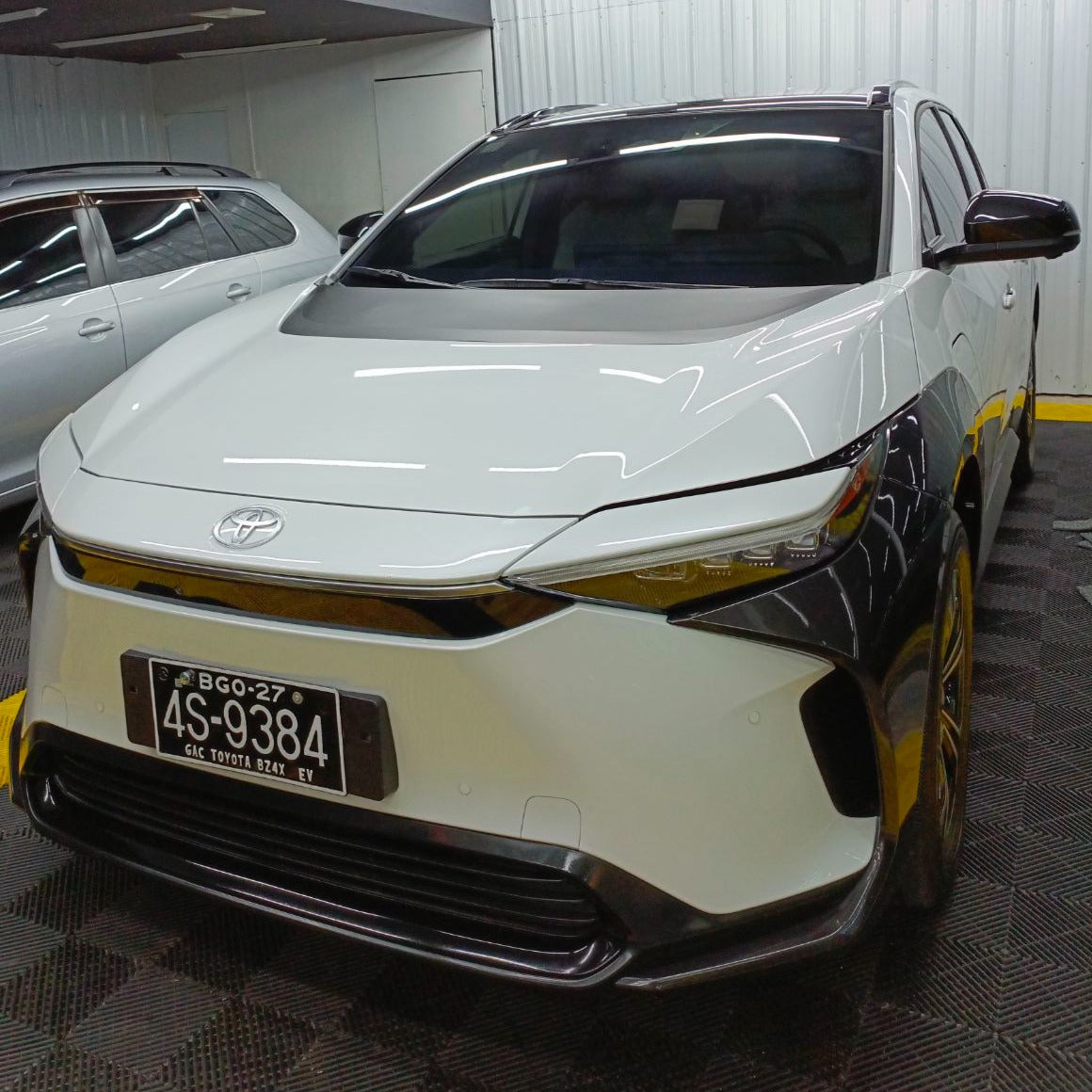 COIL MAT FLOOR MAT (2)ROWS (GREY)_TOYOTA BZ4X (2023) EV