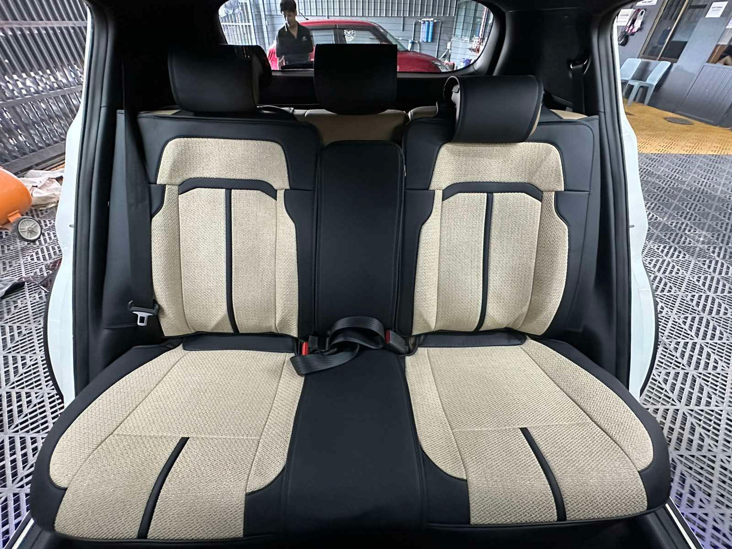 RAYMAX LUXURY SEAT COVER (H-2021-7) (1) SET (BEIGE + BLACK)