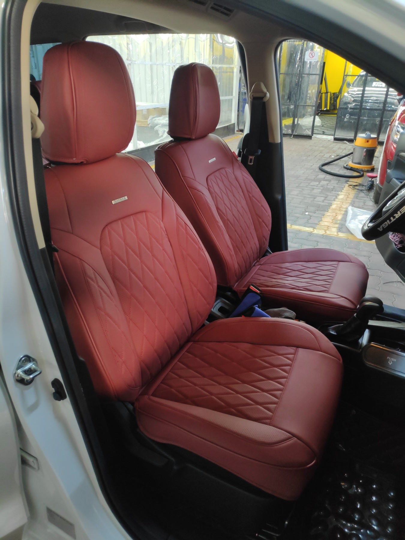 RAYMAX LUXURY SEAT COVER (H-23CX-08) (1) SET (WINE RED)
