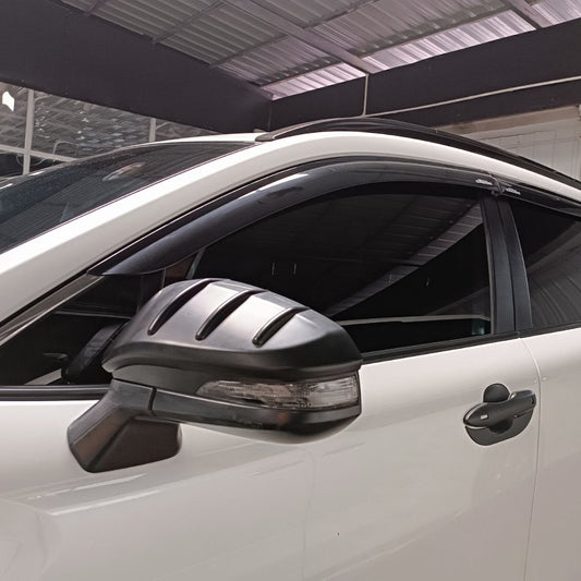 SIDE MIRROR COVER (1)SET=(2)PCS (BLACK) TOYOTA COROLLA CROSS (2020)