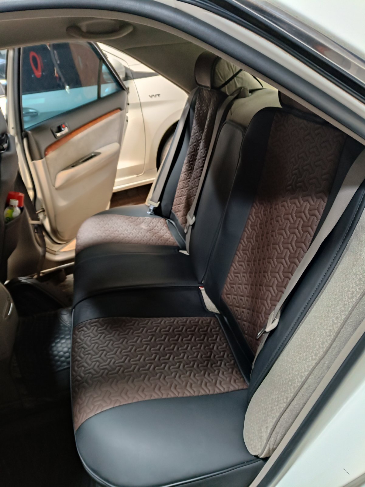 RAYMAX PREMIUM SEAT COVER (H- 2022CX- 12)(1)SET_(BLACK+COFFEE)
