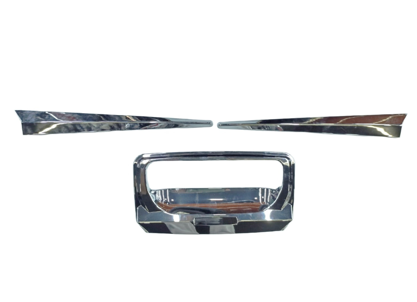 TRUNK TRIM MOULDING (CHROME) FORD RANGER DC XL (19~20)