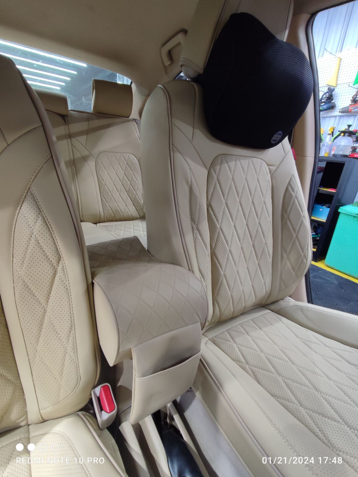 RAYMAX LUXURY SEAT COVER (H-23CX-08) (1) SET (BEIGE)
