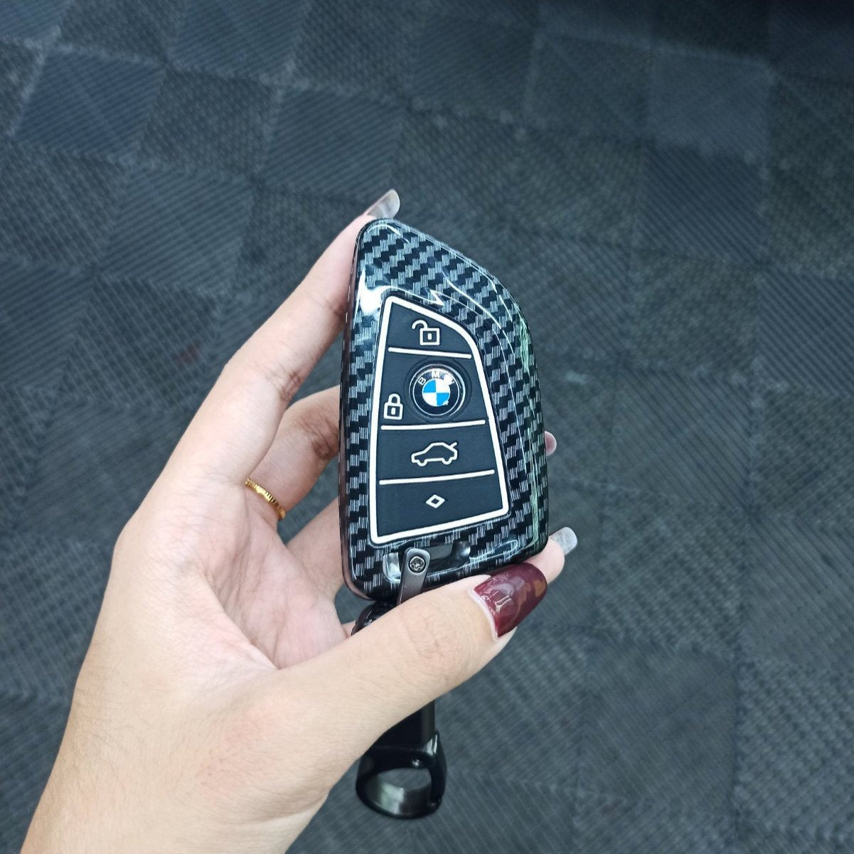 CARBON FIBER KEY (BLACK) BMW X7