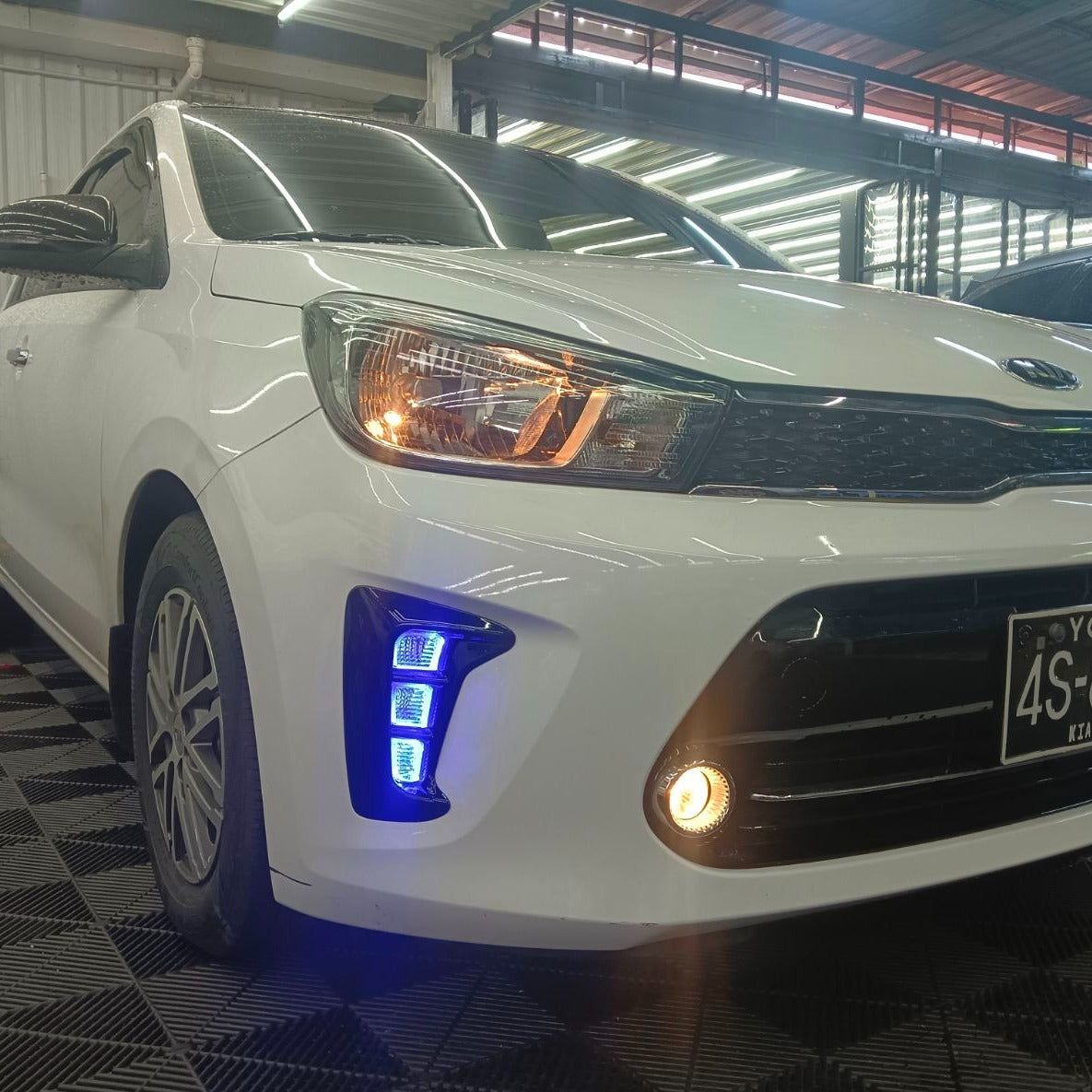 DRL ONE SET KIA SOLUTO (2020-2021)