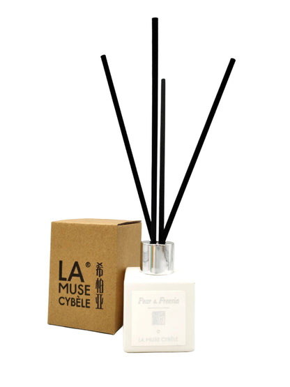 LA MUSE AROME REED DIFFUSER (50ML) PEAR &FREESIA