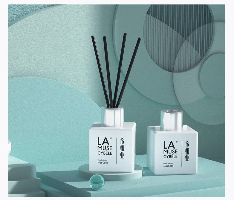 LA MUSE AROME REED DIFFUSER (DOUBLE BOTTLE) BREEZE & HILL