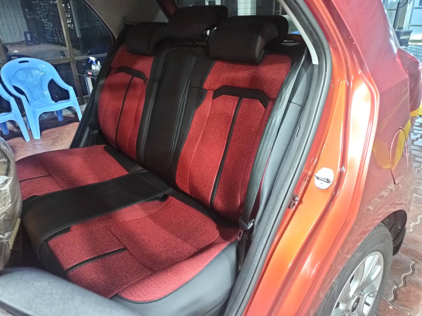 RAYMAX LUXURY SEAT COVER (H-2021-7) (1) SET (RED + BLACK)