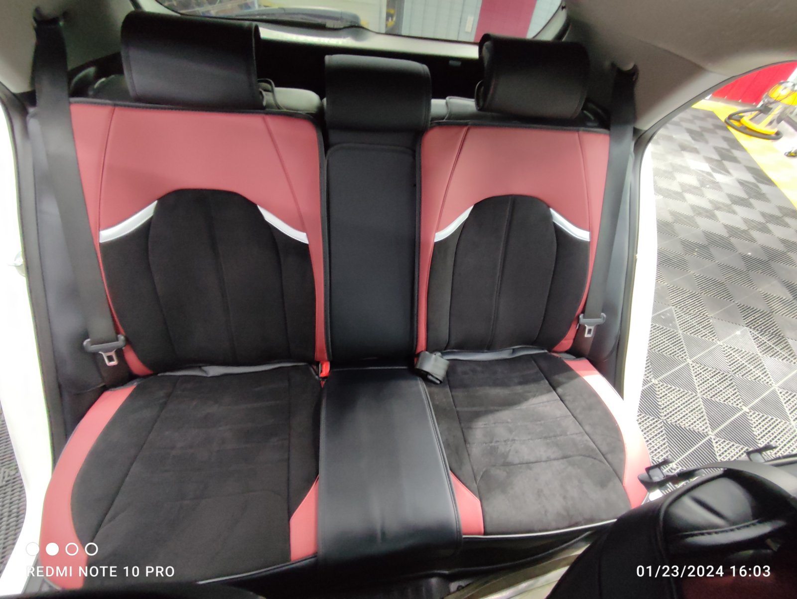 RAYMAX LUXURY SEAT COVER (H-23QD-09) (1) SET (BLACK + RED)