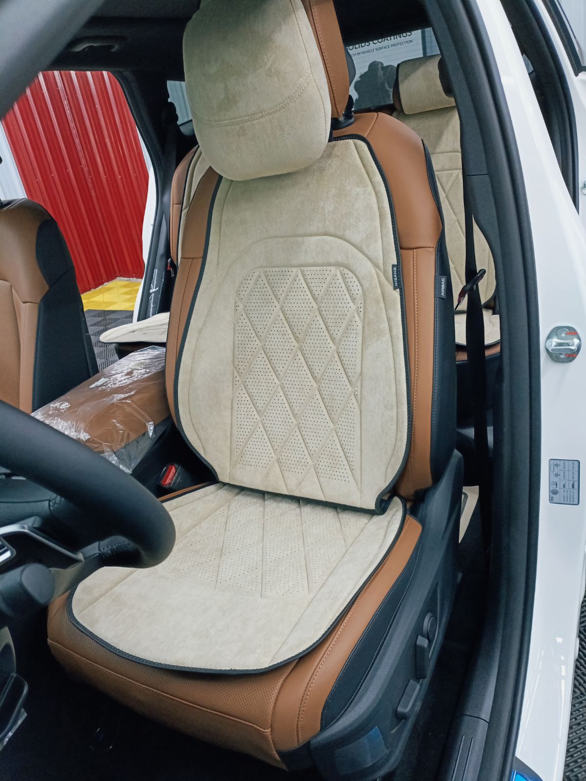 RAYMAX LUXURY SUEDE SEAT PAD FULL SET (BEIGE)