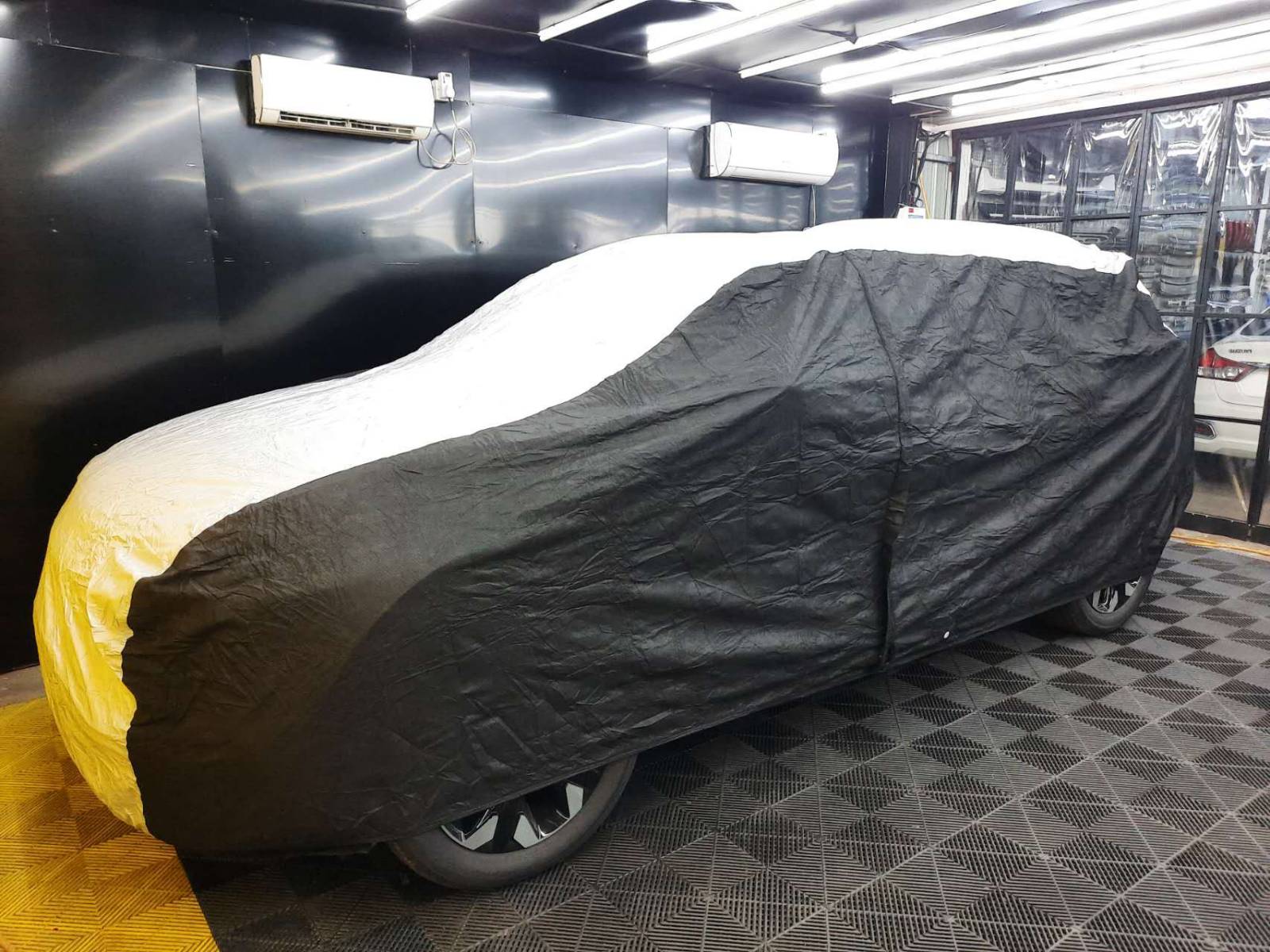 RAYMAX PREMIUM CAR COVER (SEDAN-L)