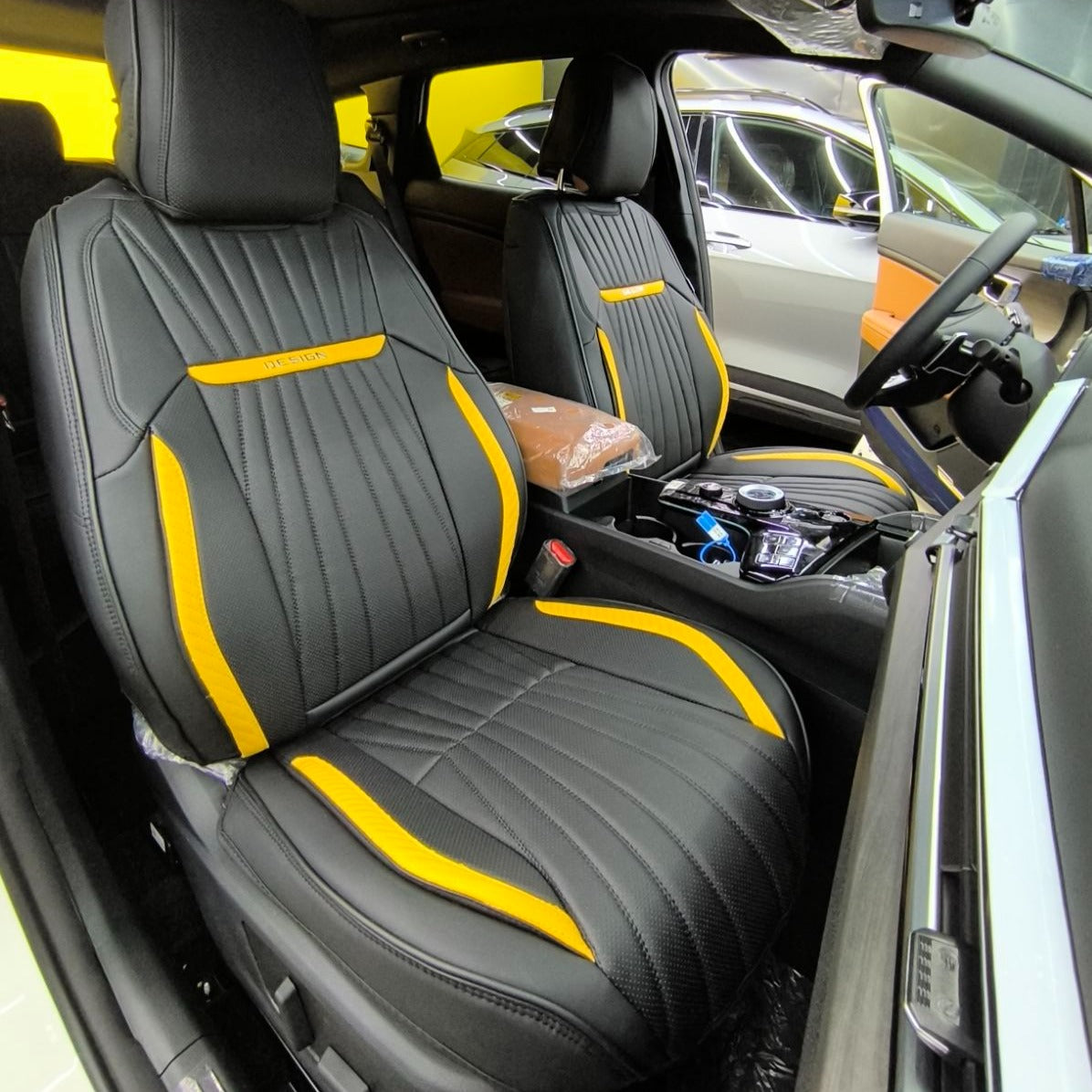 RAYMAX PREMIUM SEAT COVER (JK287) (1) SET (BLACK + YELLOW)