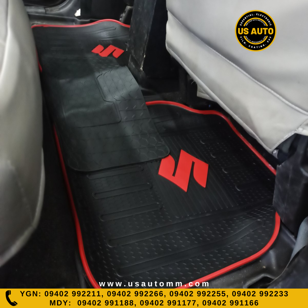 RUBBER LOGO FLOOR MAT (BLACK) SUZUKI UNI