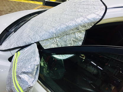 WINDSHIELD SUN COVER (L) (SILVER)